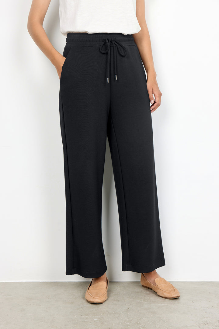 Banu 33 Pants Black