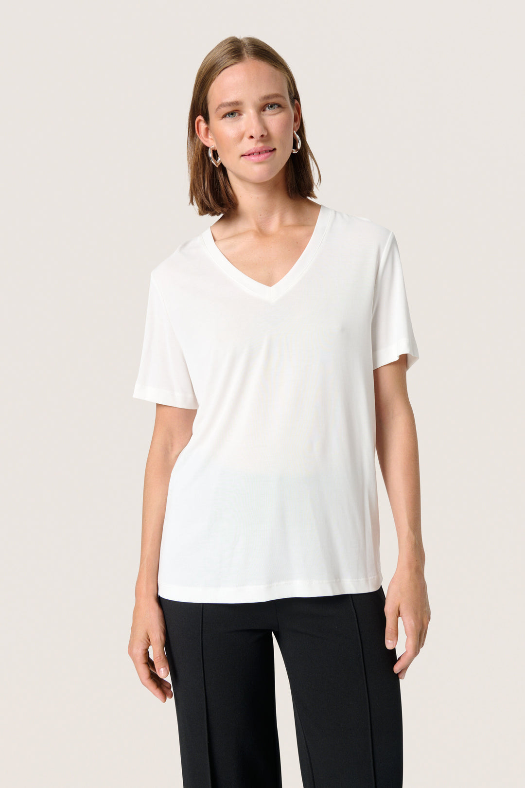 Columbine V-Neck T-Shirt White